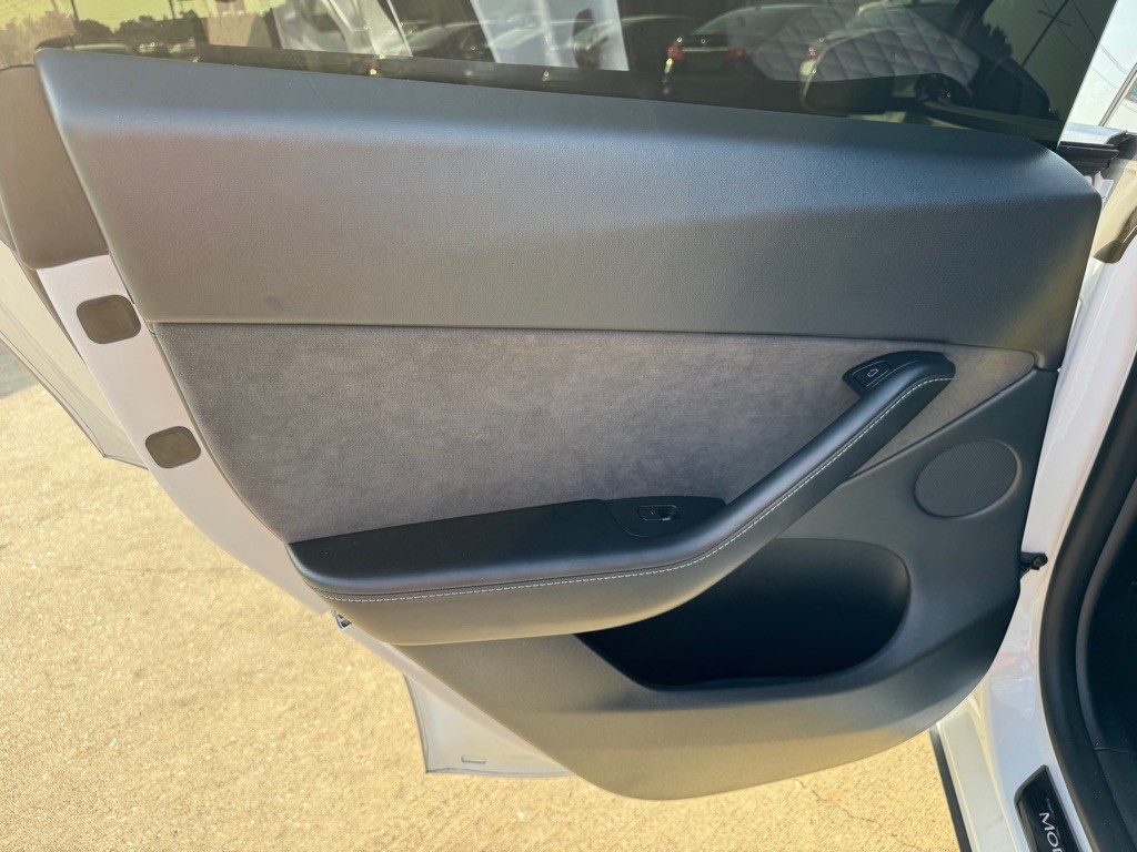 2021 Tesla Model Y Image 18