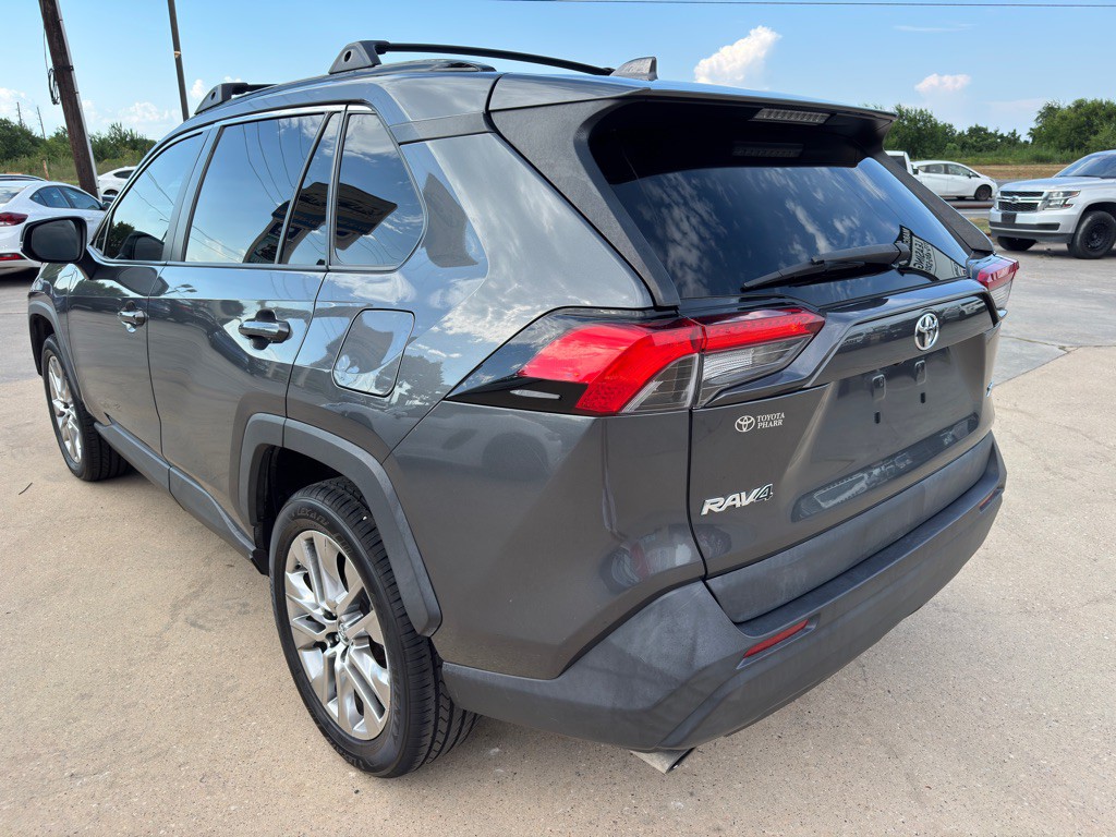 2019 Toyota Rav4 Image 8