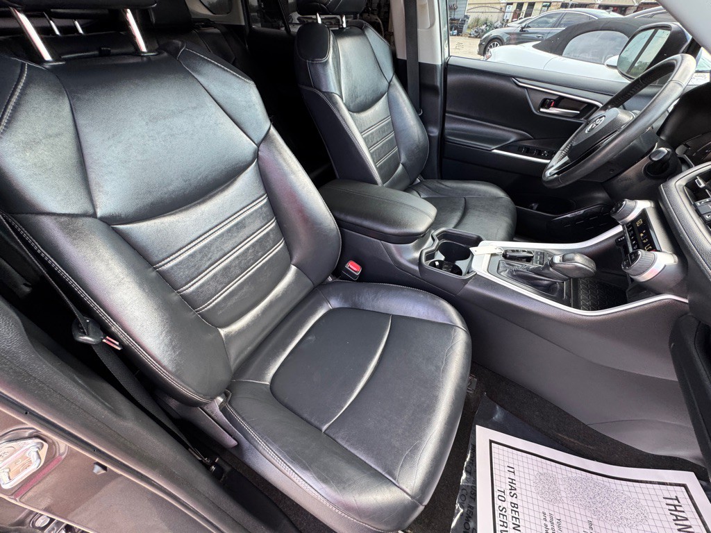 2019 Toyota Rav4 Image 21
