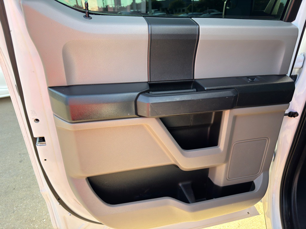 2017 Ford F-150 Image 15
