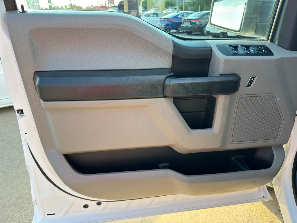 2017 Ford F-150 Image 24