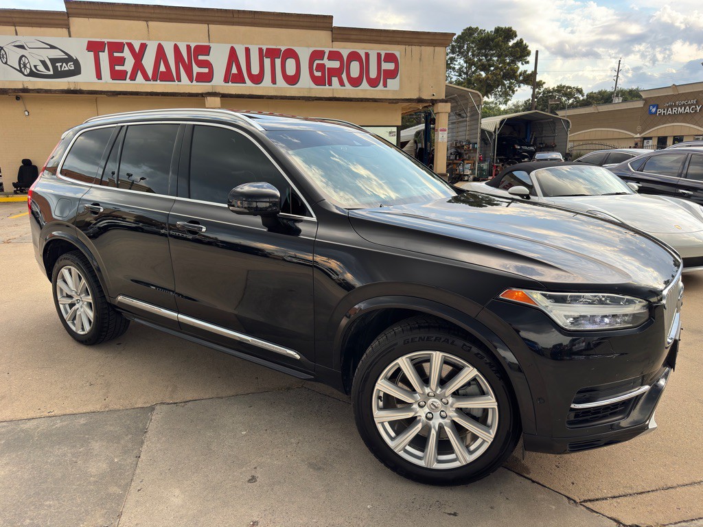 2017 Volvo XC90 Image 2