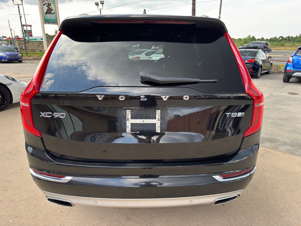 2017 Volvo XC90 Image 10