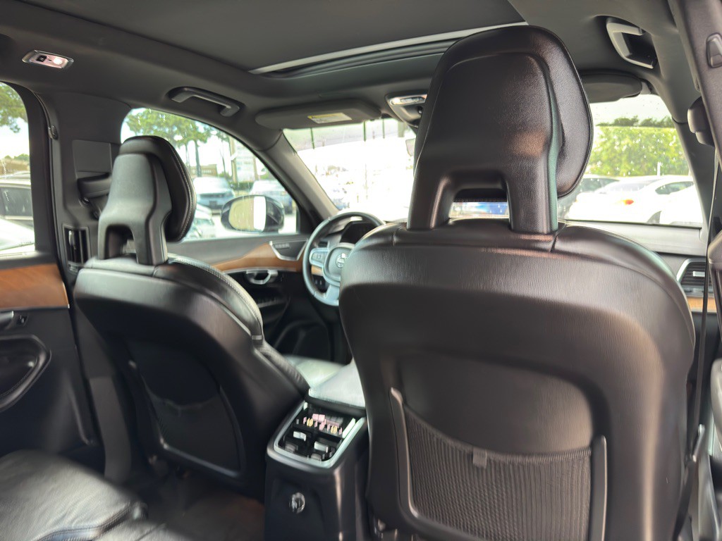 2017 Volvo XC90 Image 20