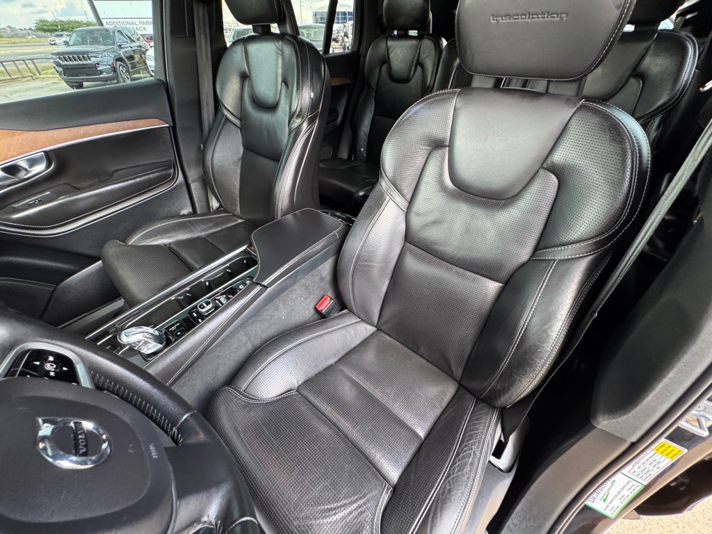 2017 Volvo XC90 Image 25