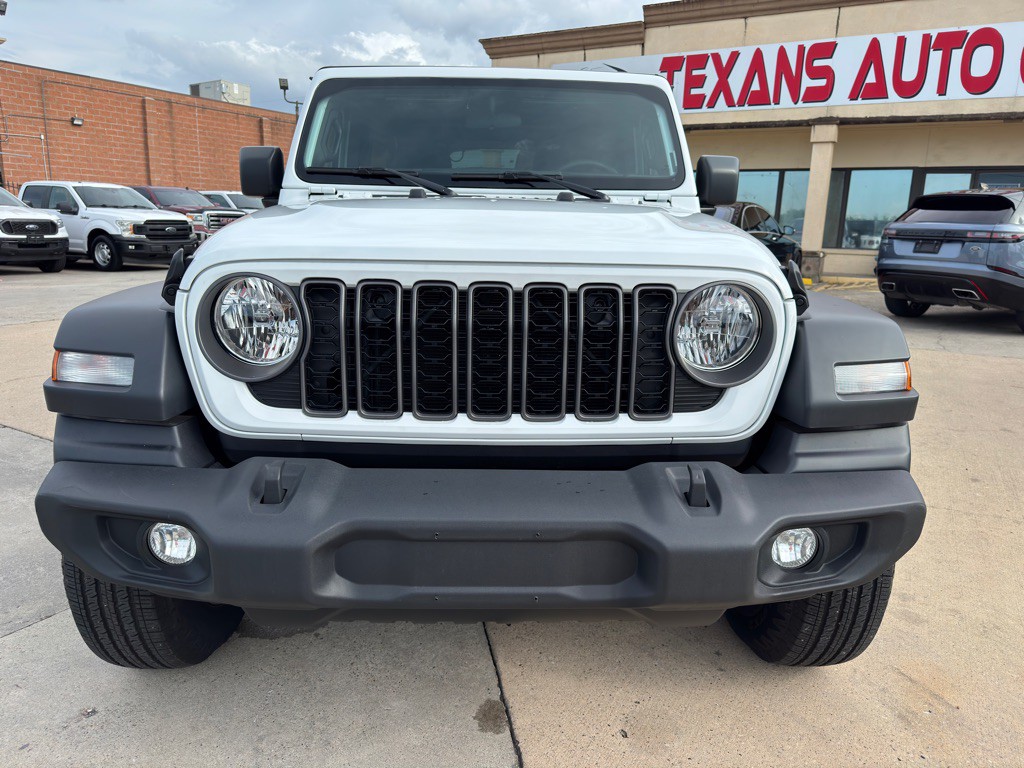 2025 Jeep Wrangler Image 4