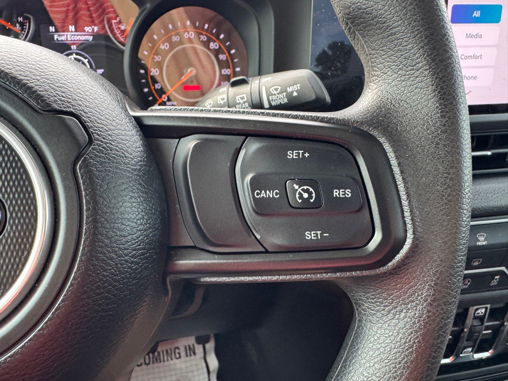 2025 Jeep Wrangler Image 34