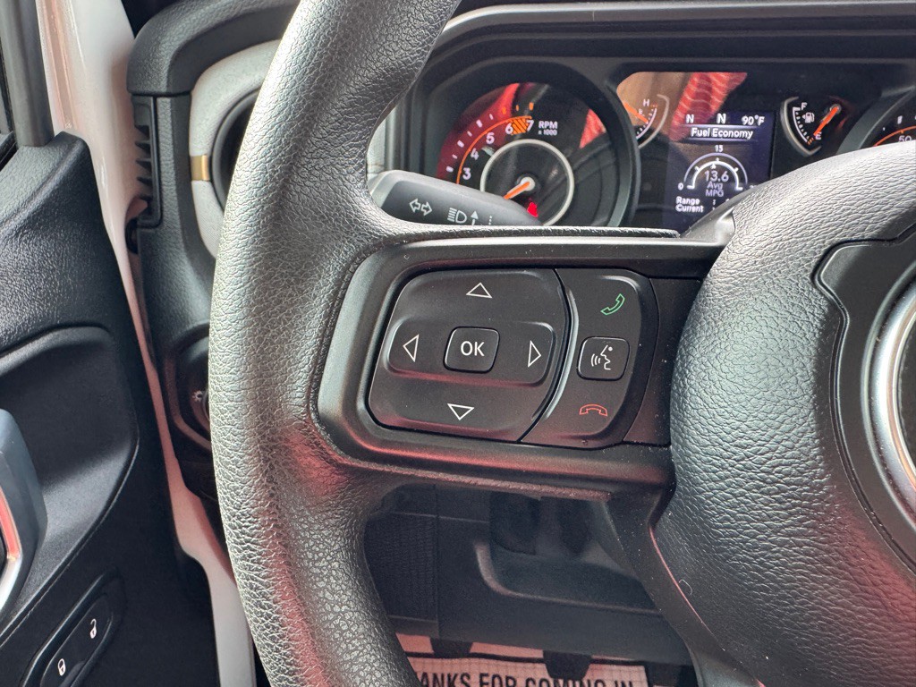 2025 Jeep Wrangler Image 35