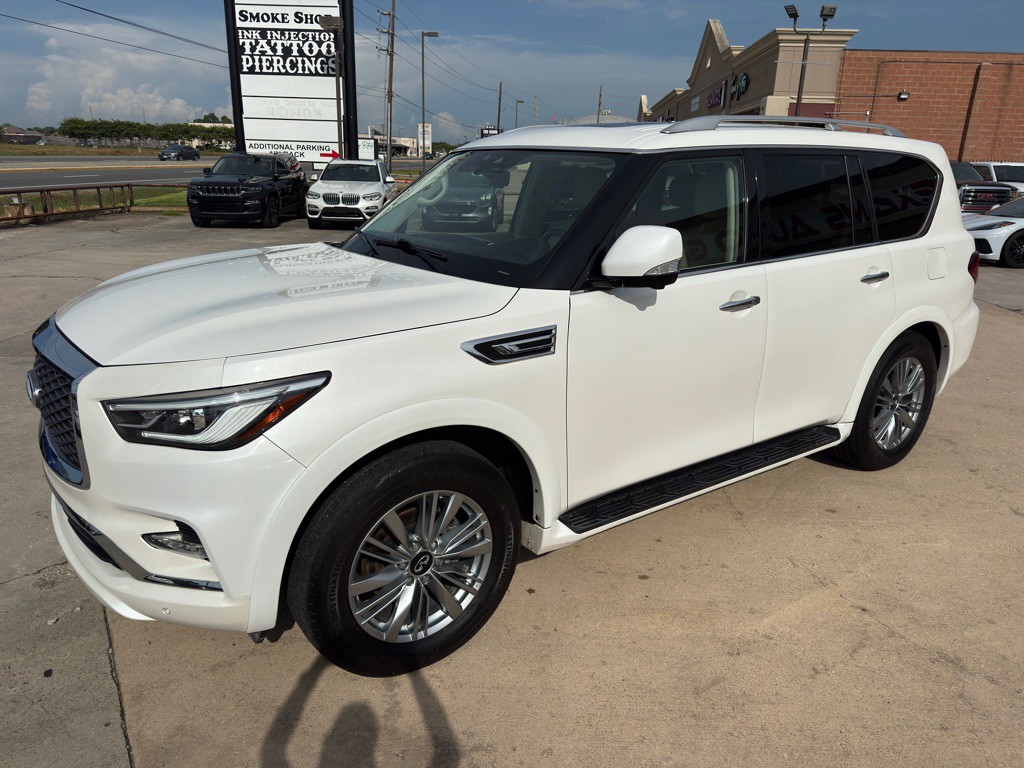 2021 INFINITI QX80 Image 7