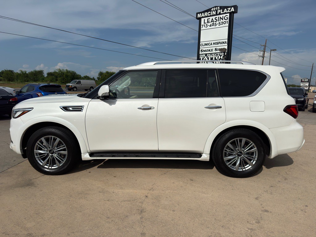 2021 INFINITI QX80 Image 8