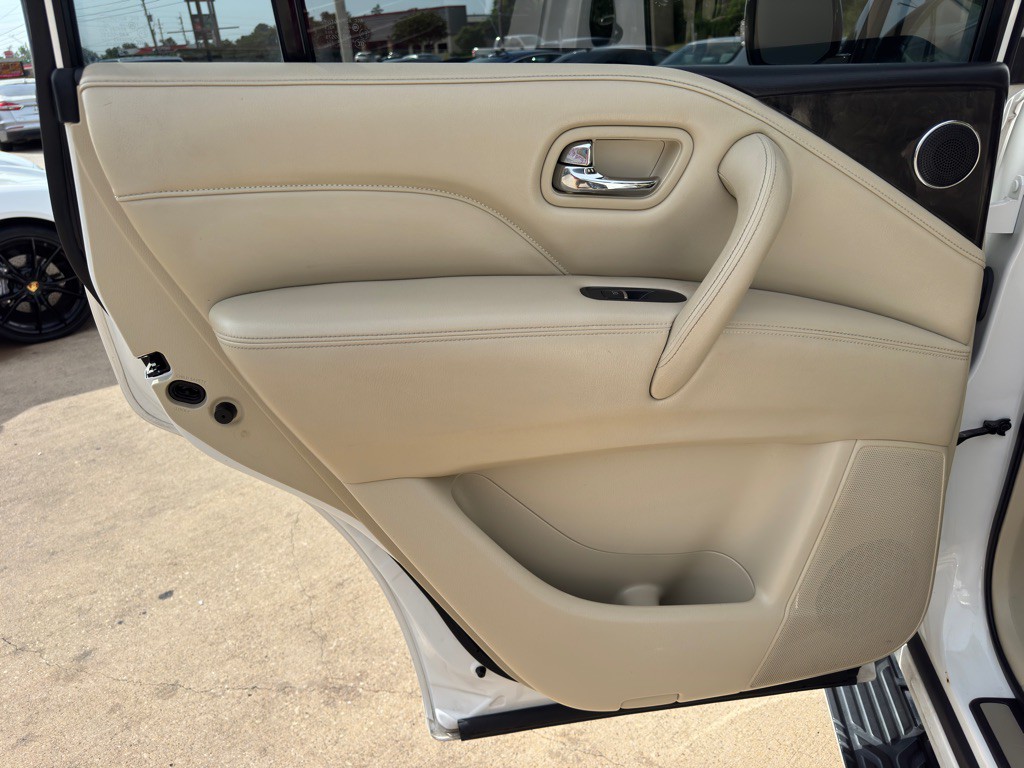 2021 INFINITI QX80 Image 18