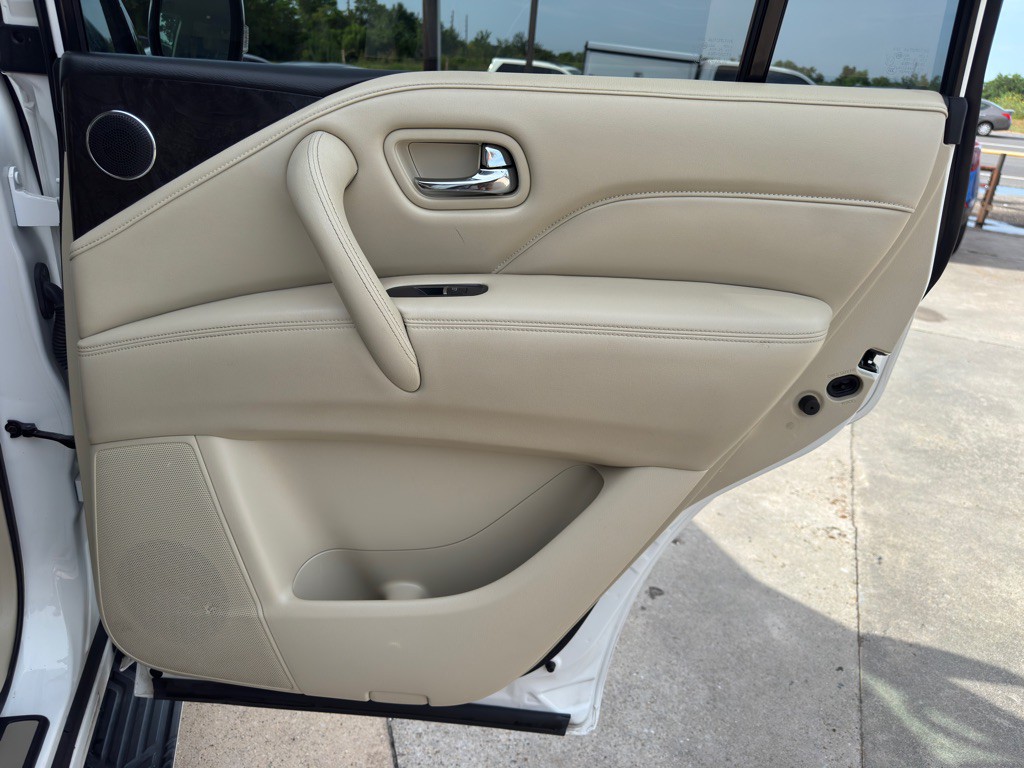 2021 INFINITI QX80 Image 21