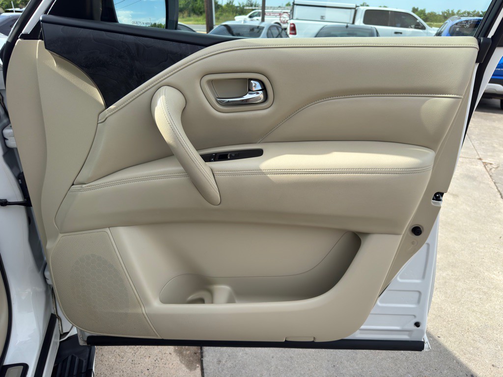 2021 INFINITI QX80 Image 24