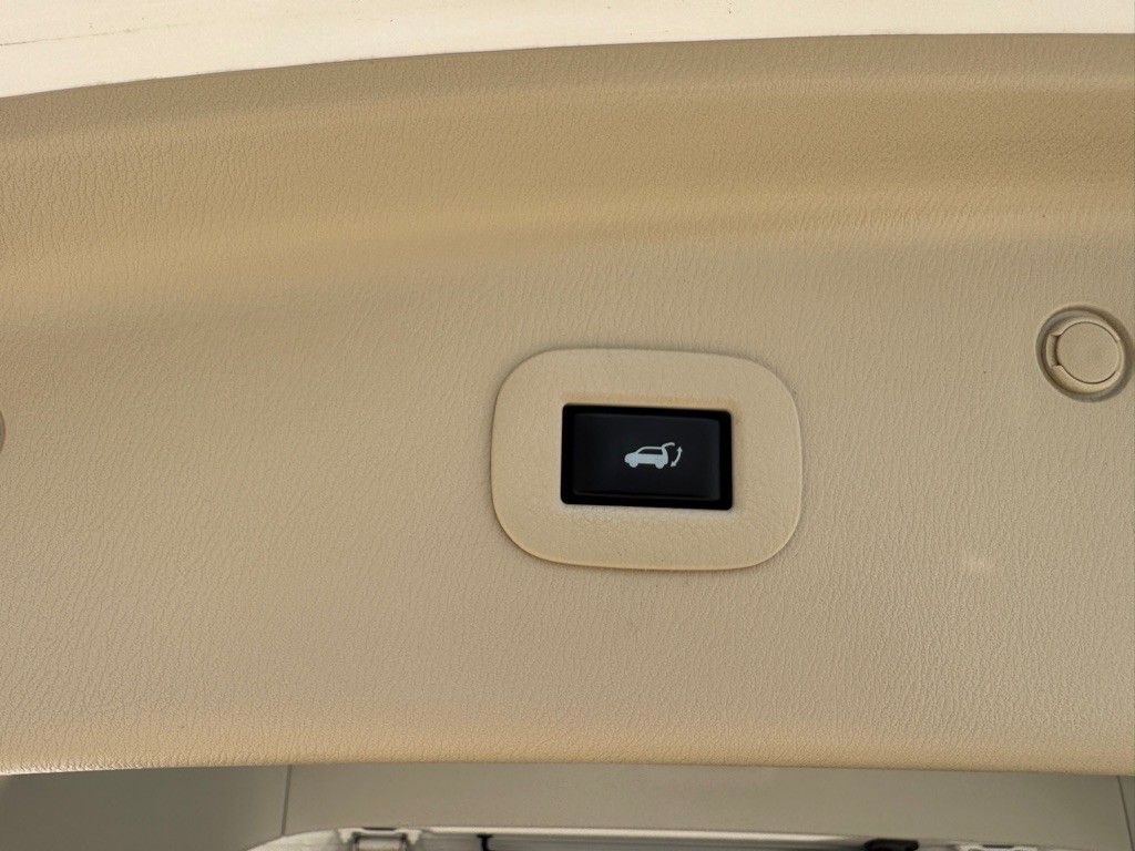 2021 INFINITI QX80 Image 41
