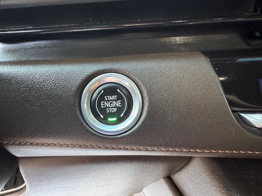 2021 Cadillac Escalade Image 38