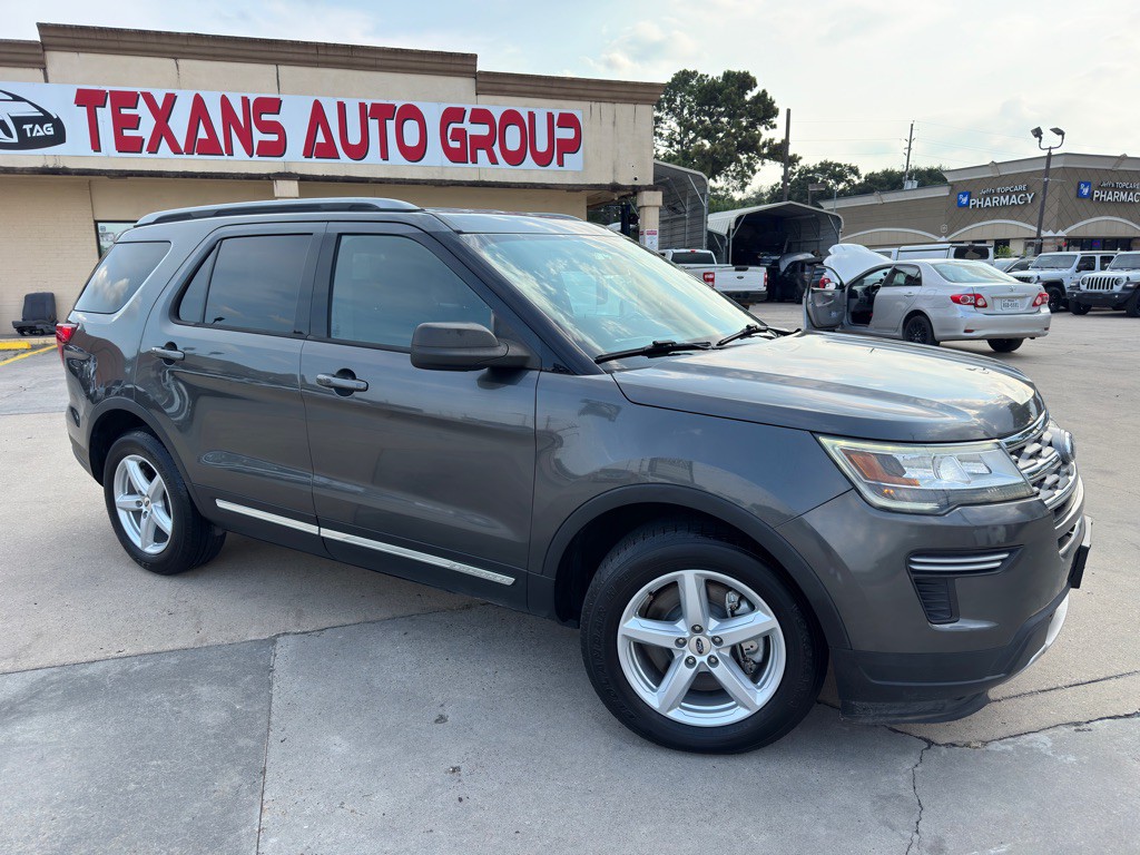 2018 Ford Explorer Image 2