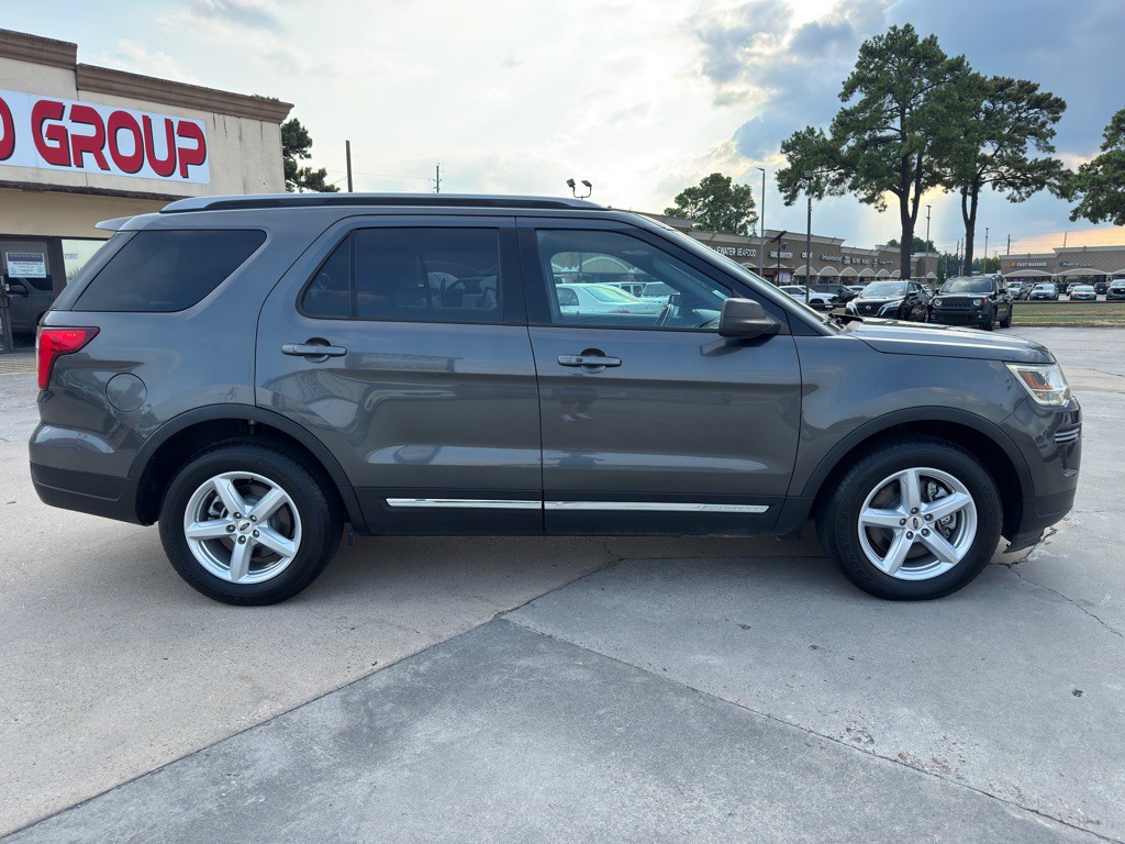 2018 Ford Explorer Image 12