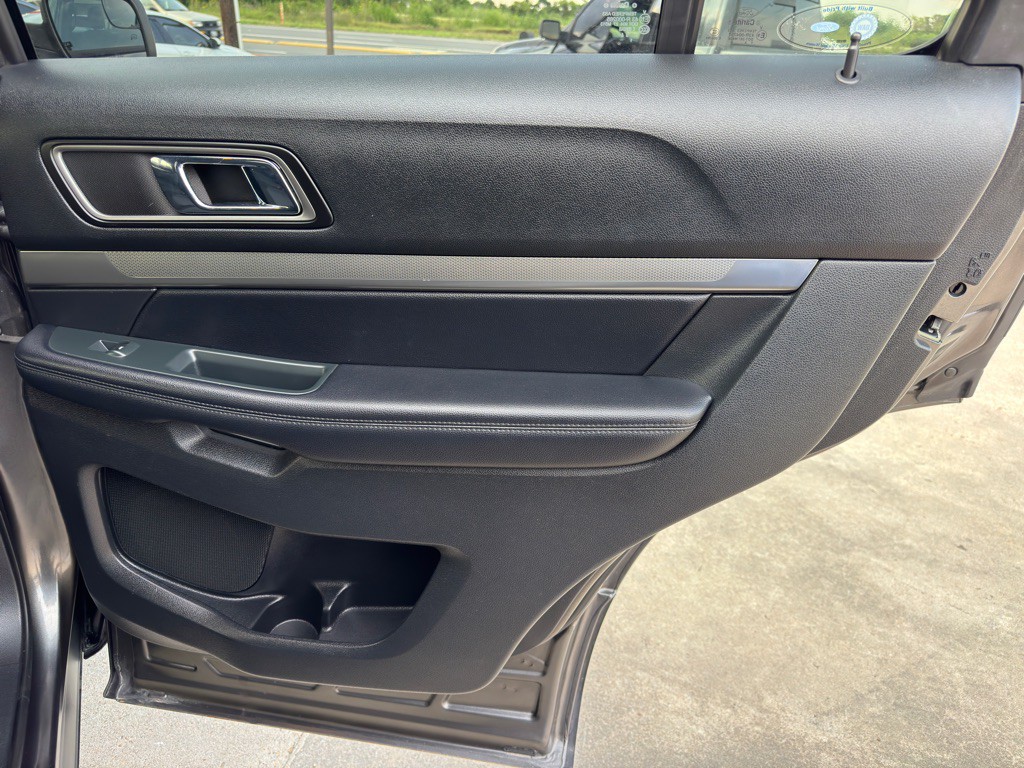 2018 Ford Explorer Image 20