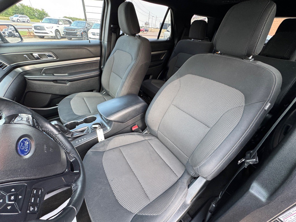 2018 Ford Explorer Image 24