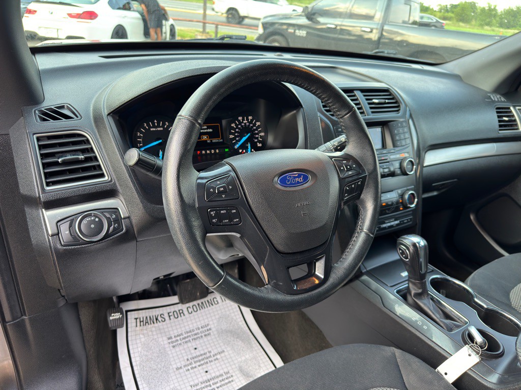 2018 Ford Explorer Image 25