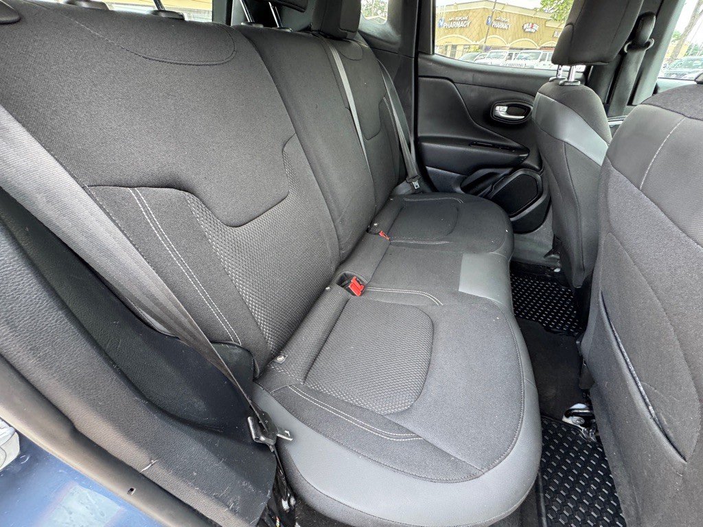 2023 Jeep Renegade Image 16