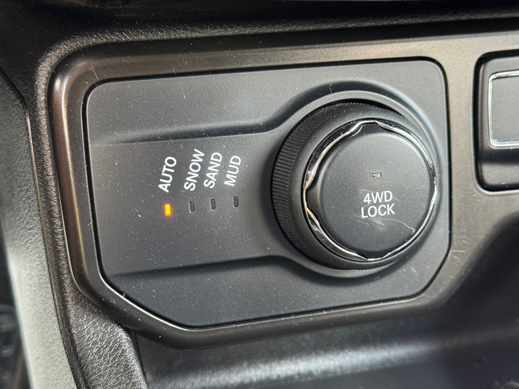 2023 Jeep Renegade Image 30
