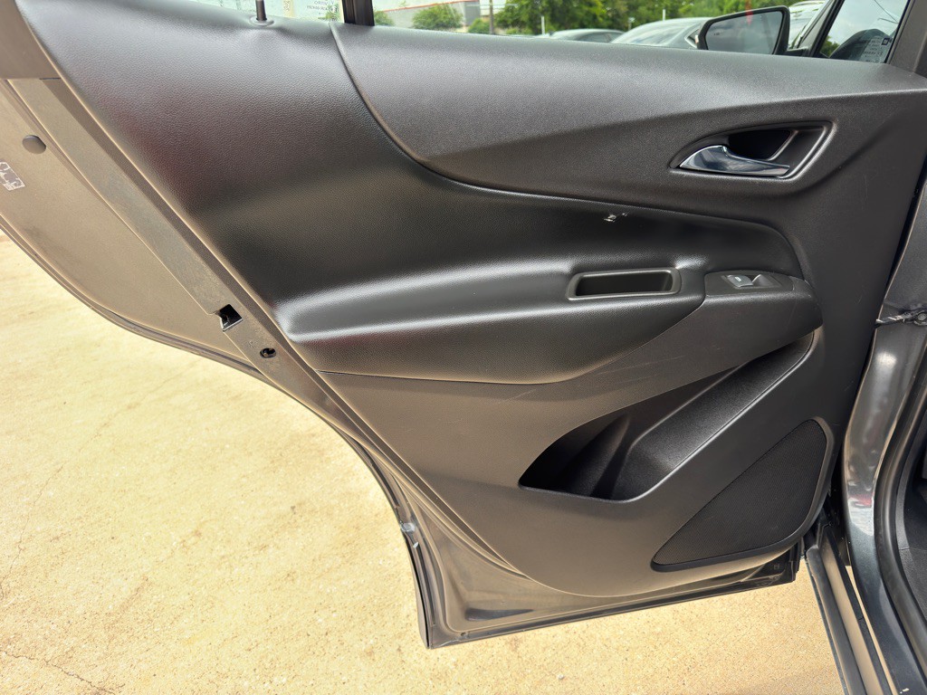 2018 Chevrolet Equinox Image 16