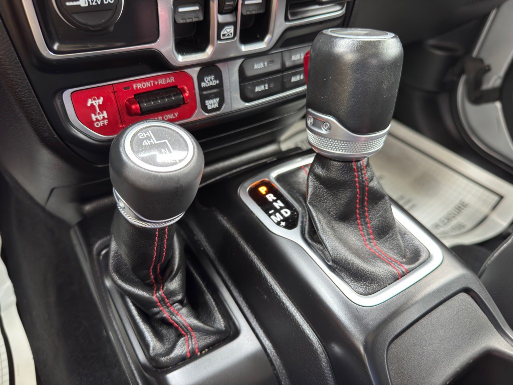 2020 Jeep Gladiator Image 28