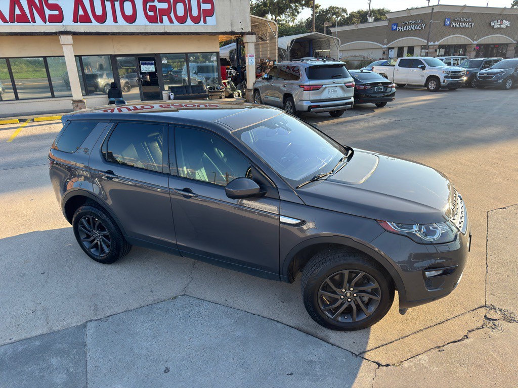 2017 Land Rover Discovery Sport Image 3