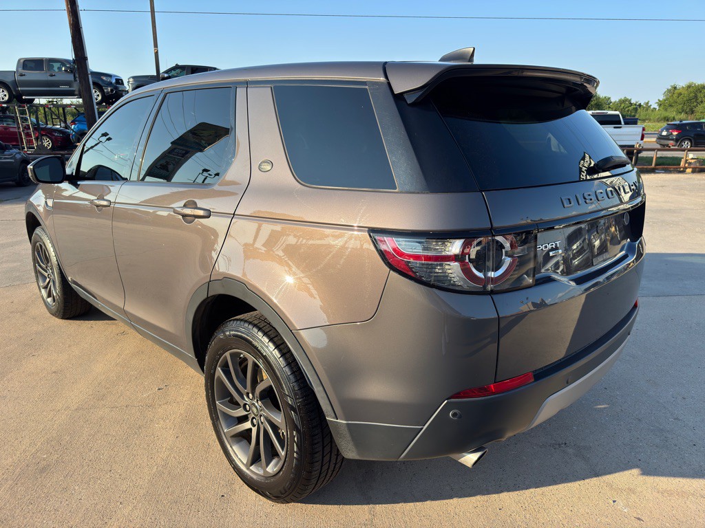 2017 Land Rover Discovery Sport Image 9