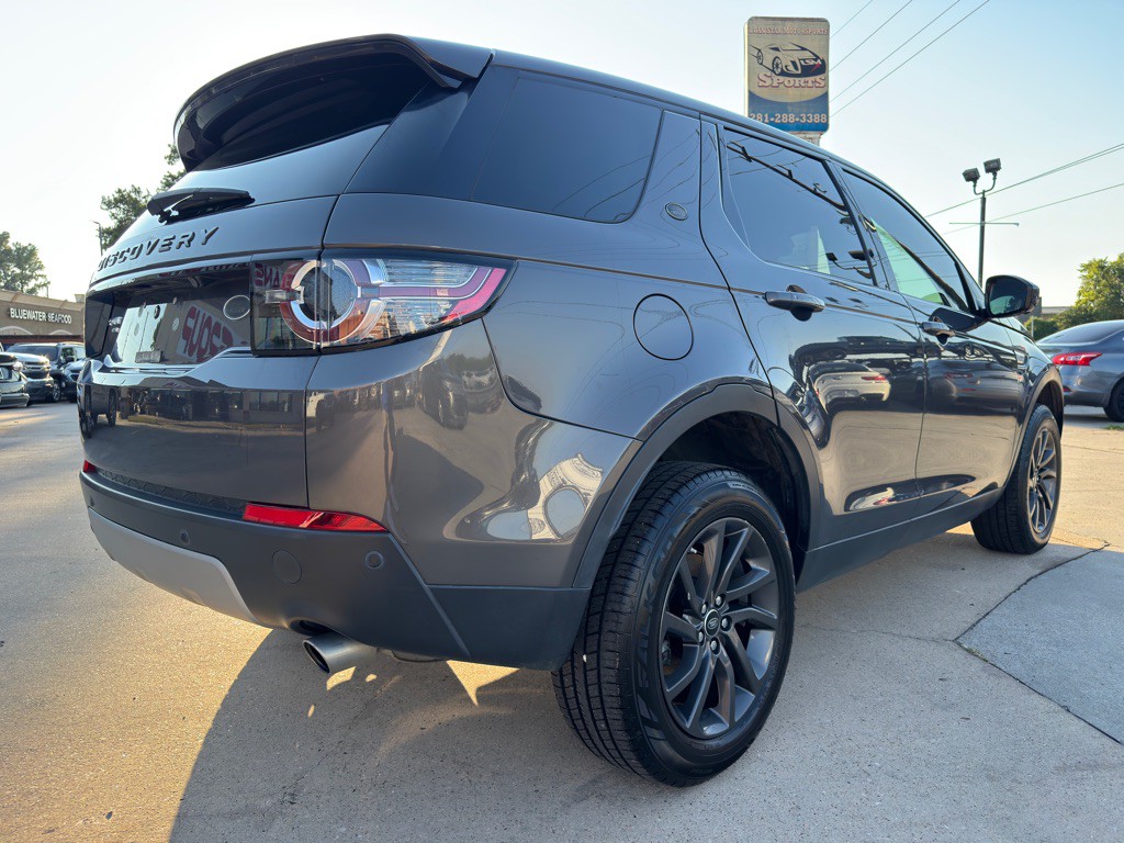 2017 Land Rover Discovery Sport Image 11