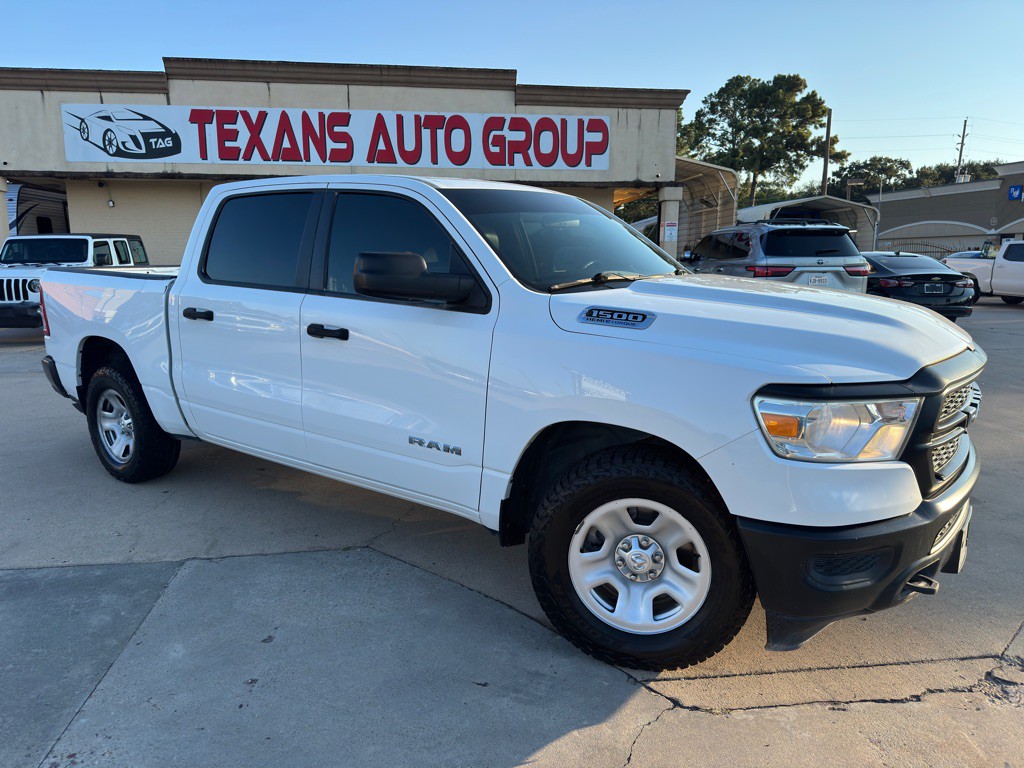 2022 RAM 1500 Image 2