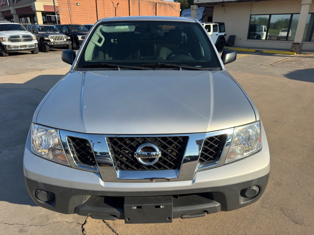 2020 Nissan Frontier Image 5