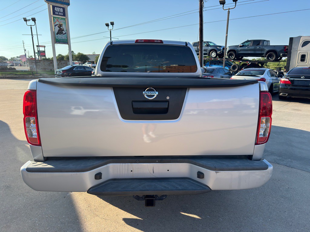 2020 Nissan Frontier Image 10