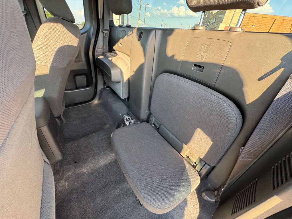 2020 Nissan Frontier Image 14