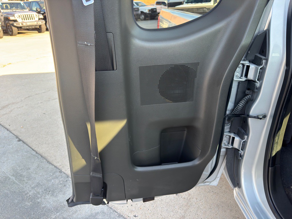 2020 Nissan Frontier Image 18