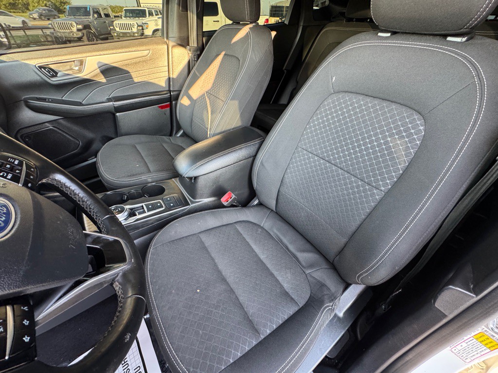 2023 Ford Escape Image 22
