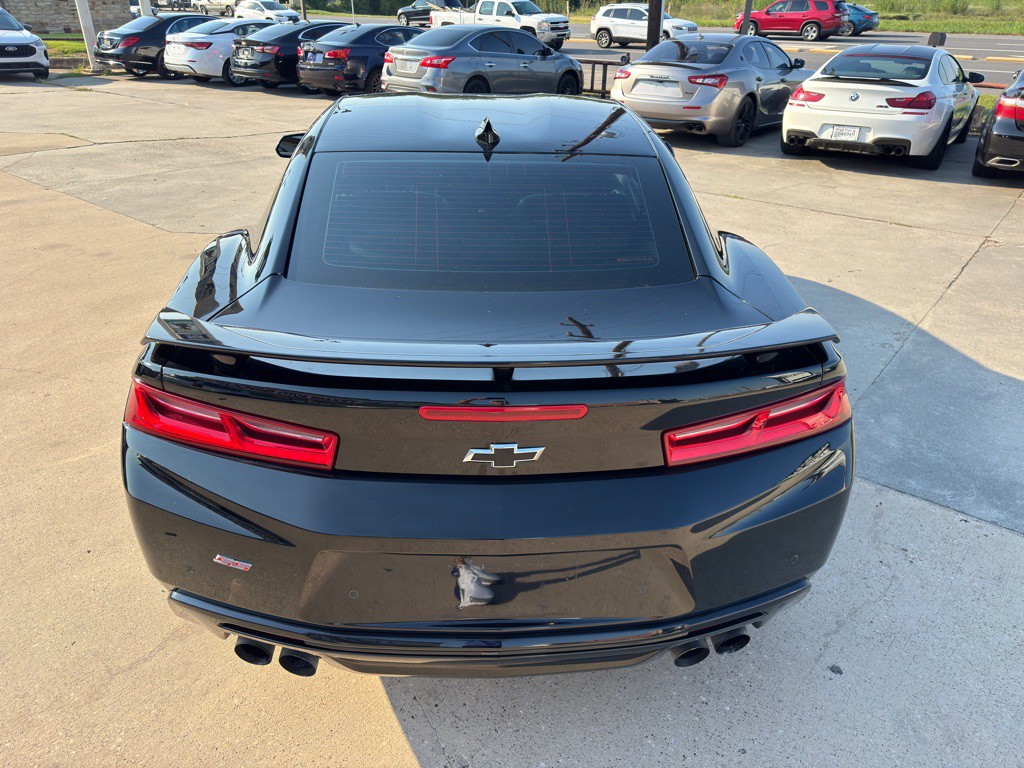 2016 Chevrolet Camaro Image 8