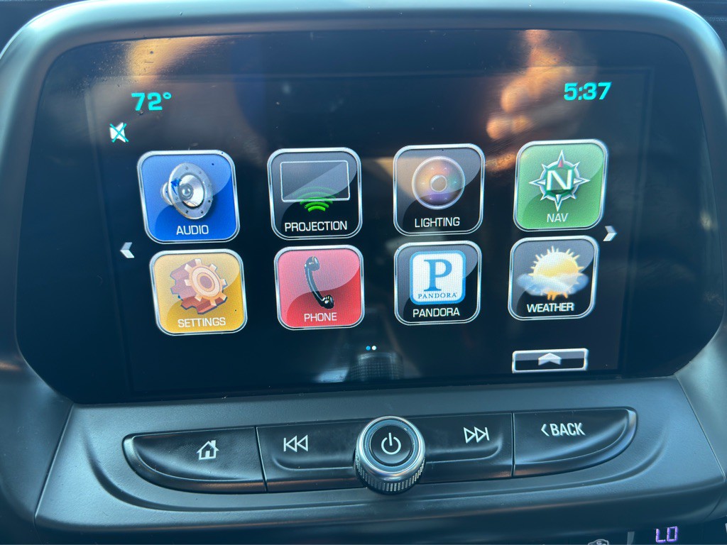 2016 Chevrolet Camaro Image 23