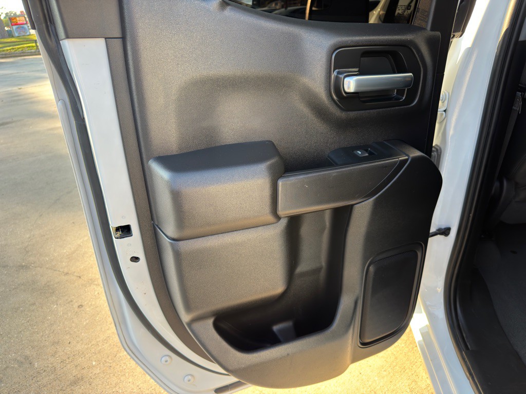 2023 Chevrolet Silverado 1500 Image 16