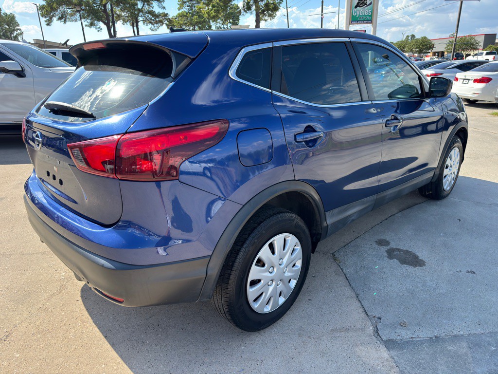 2019 Nissan Rogue Image 11