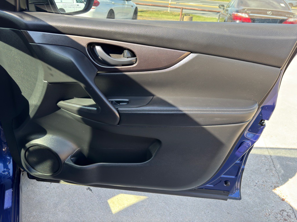 2019 Nissan Rogue Image 22