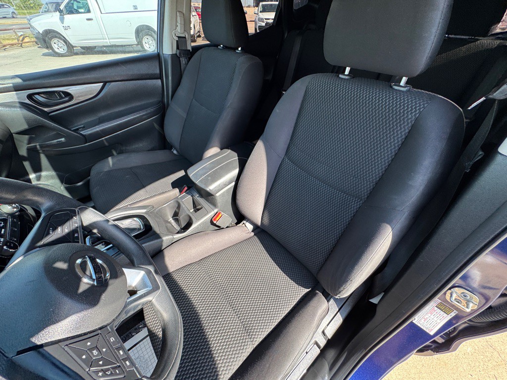 2019 Nissan Rogue Image 23