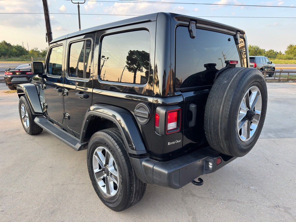 2022 Jeep Wrangler Unlimited Image 9