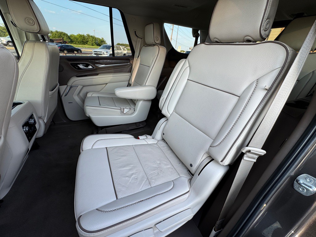 2021 GMC Yukon Image 18