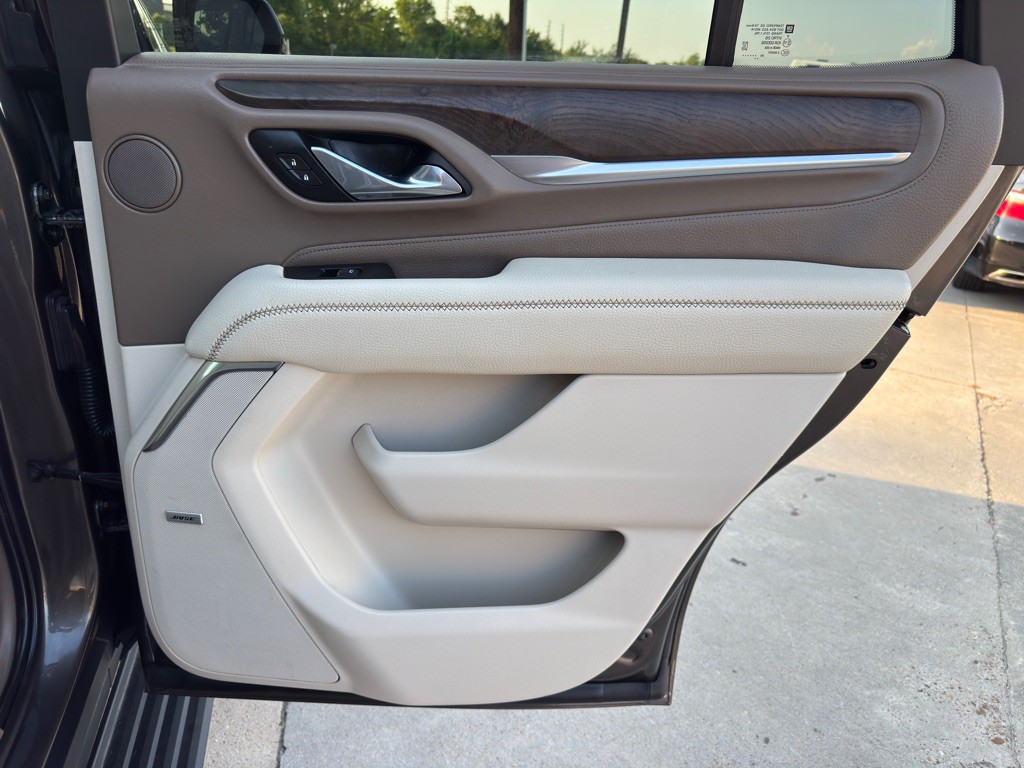 2021 GMC Yukon Image 24