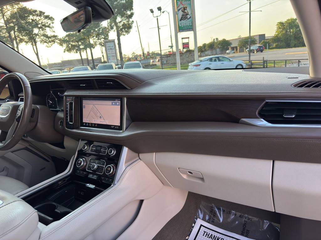 2021 GMC Yukon Image 26
