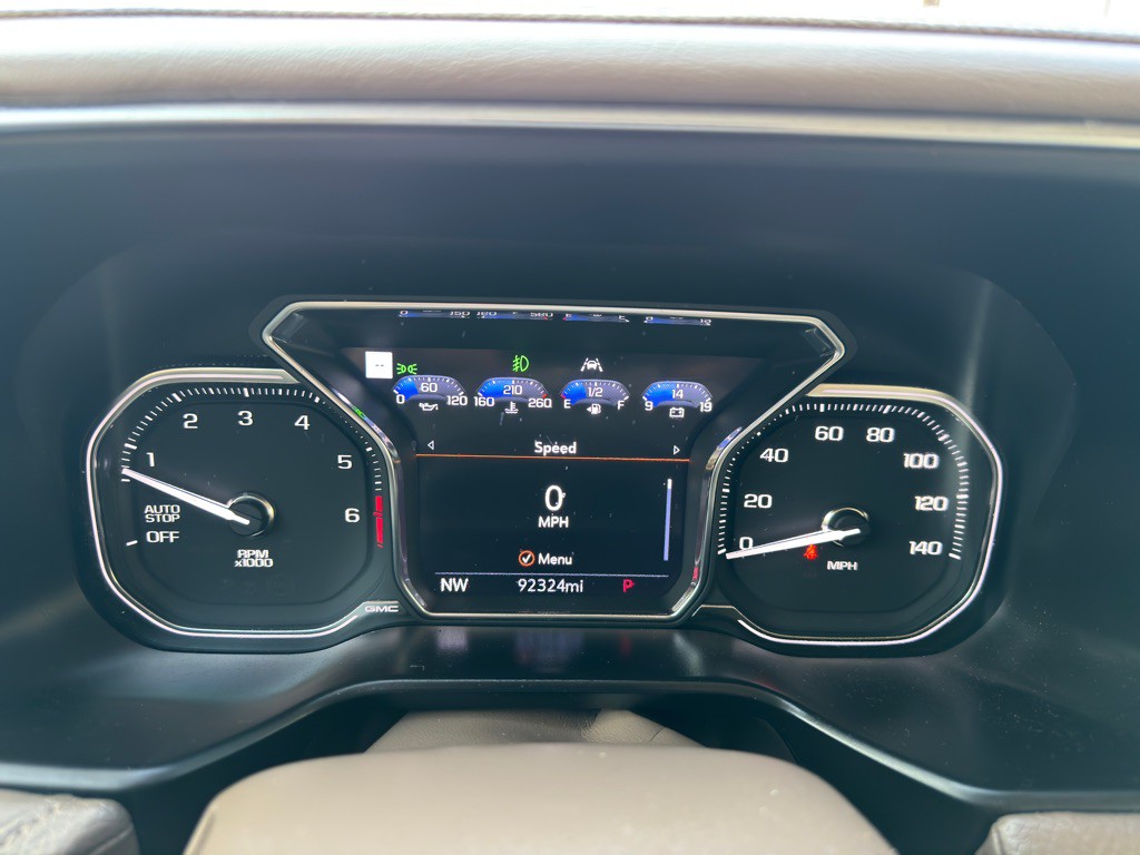 2021 GMC Yukon Image 32