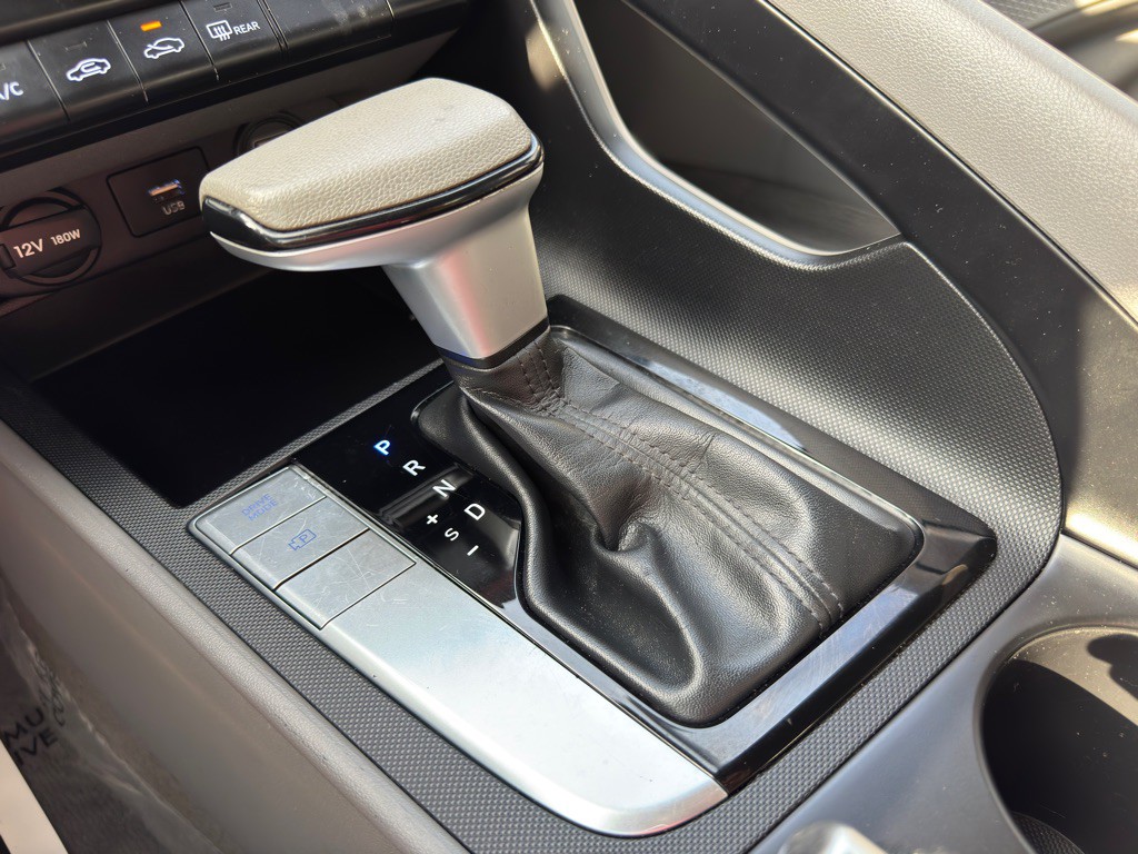 2023 Hyundai Elantra Image 27