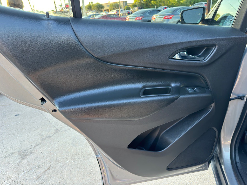 2019 Chevrolet Equinox Image 14